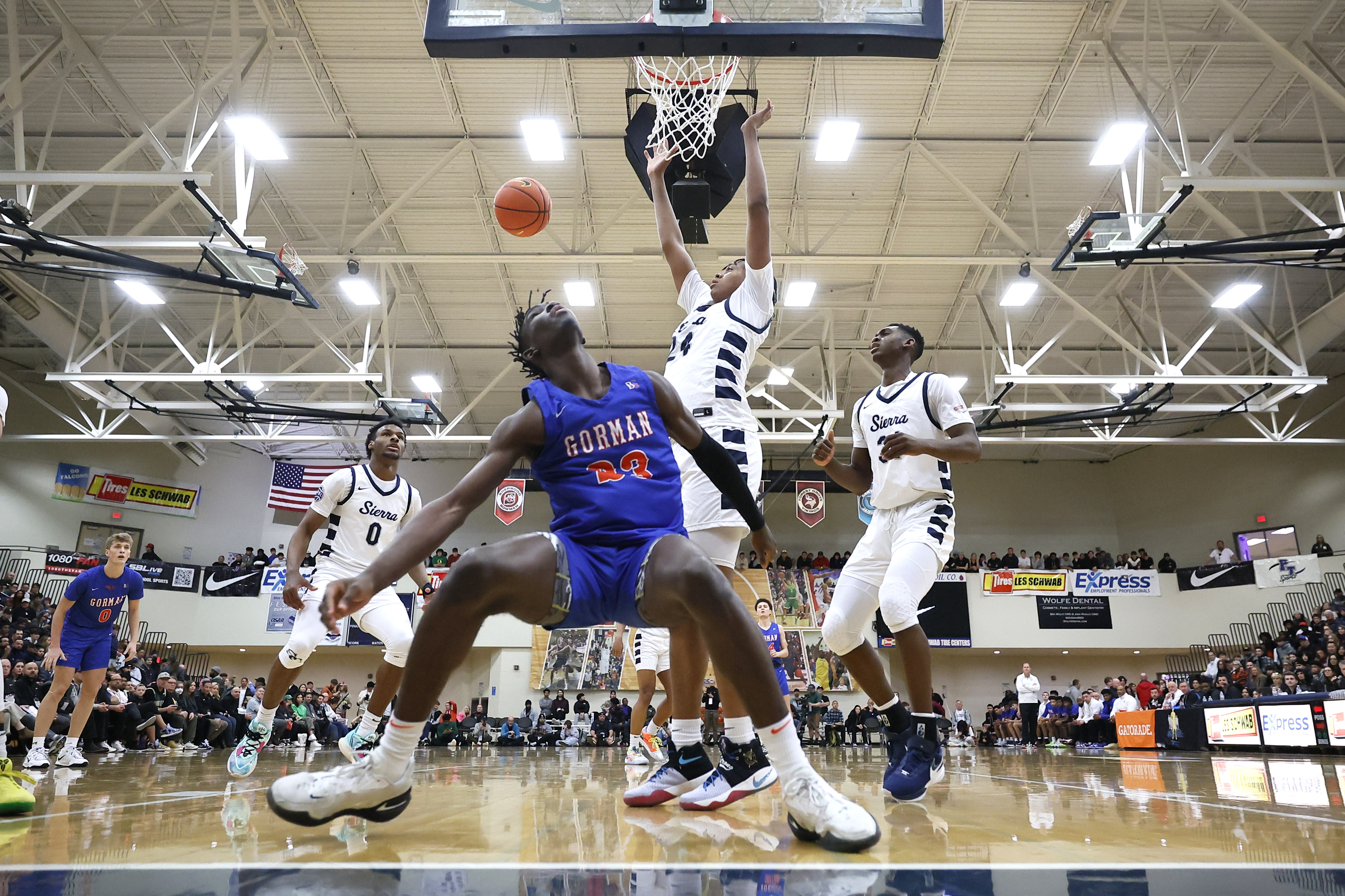 Sierra Canyon Bishop Gorman Les Schwab Invitational Soobum Im 90